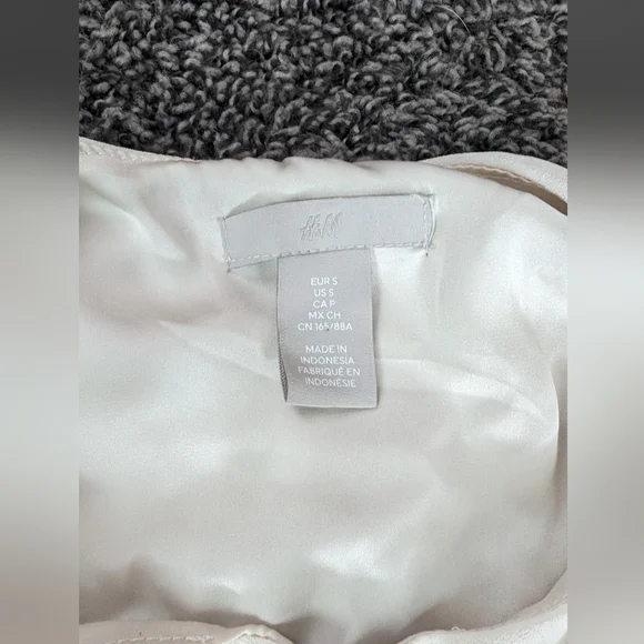 H&M Ivory Dress - Picture 4 of 5